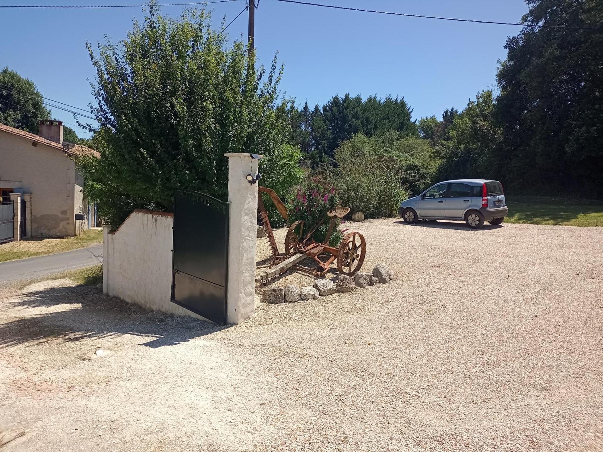 Bed and Breakfast La Vieille Grange - Saint-Privat-Des-Pres Екстер'єр фото